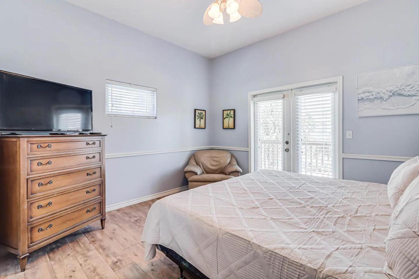 6Bdrm Beach Home - Oceanviews - Recently Renovated - Shared Pool & Hottub Port Aransas Bagian luar foto