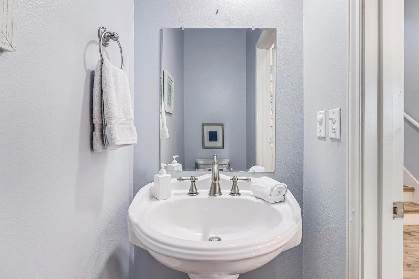 6Bdrm Beach Home - Oceanviews - Recently Renovated - Shared Pool & Hottub Port Aransas Bagian luar foto